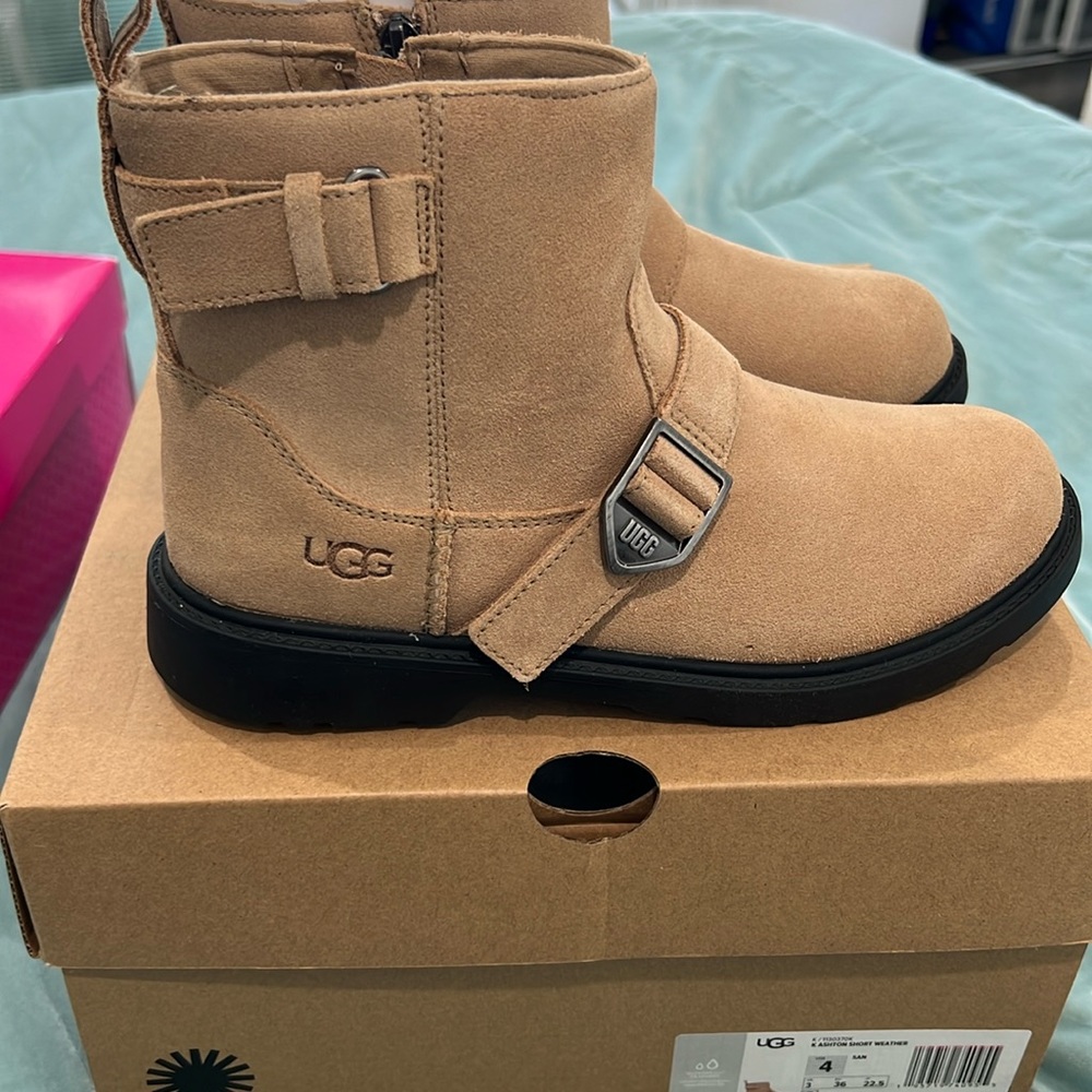 Kids size 4- K Ashton short weather Ugg boots! New!